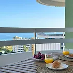 Beira Mar, Com Garagem E Piscina. شقة بورتيماو