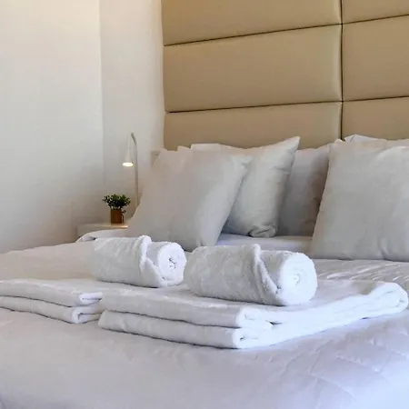 Daire Beira Mar, Com Garagem E Piscina Portimão