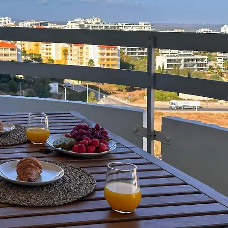 Beira Mar, Com Garagem E Piscina Портиман